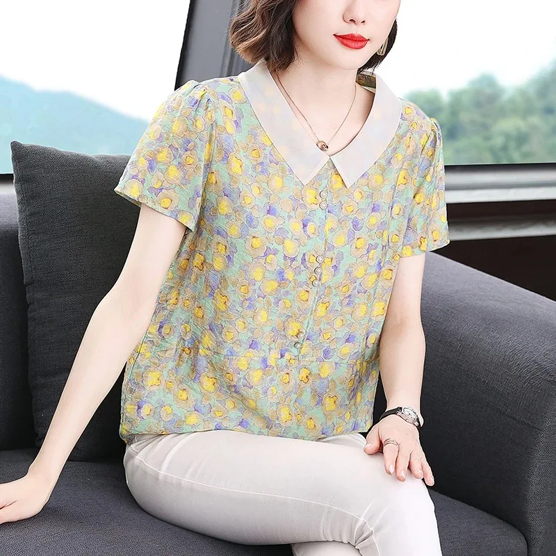 

Women's Floral Print Peter Pan Collar Blouse Short Sleeve Button Down Casual Loose Fit Top