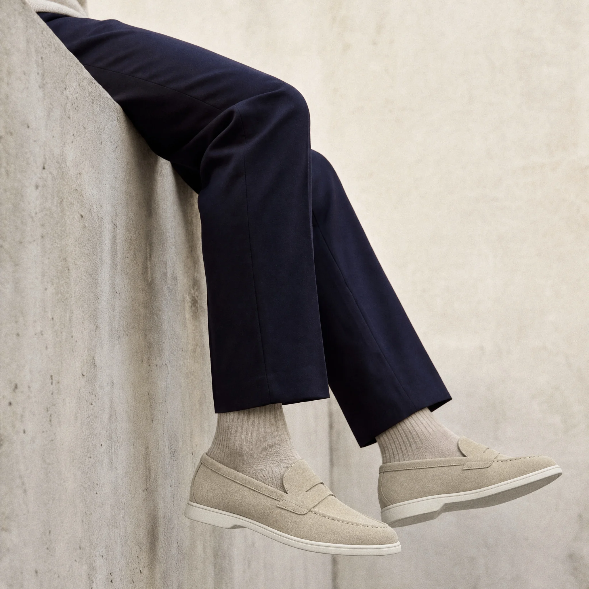 Herren-Loafer und Slipper, Mokassins für Herren, Freizeit-Schuhe, flache Sohle mit niedrigem Absatz, Penny-Schnalle. – Detail 1