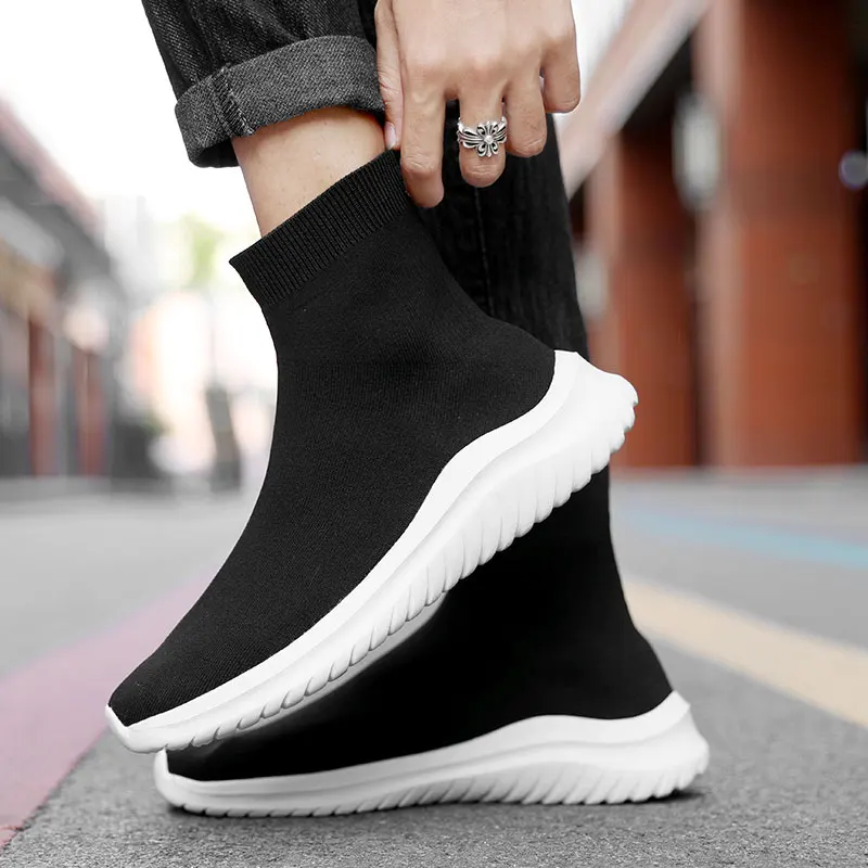 Couples High Quality Black Sneakers Comfort Slip-on Men Sock Shoes Lightt Platform Women Casual Sport Shoes Zapatillas Informale