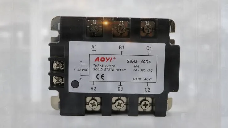 AOYI 380 فولت ثلاث مراحل ssr مرحل الحالة الصلبة 75 أمبير للتحكم في التسخين SSR3-75DA