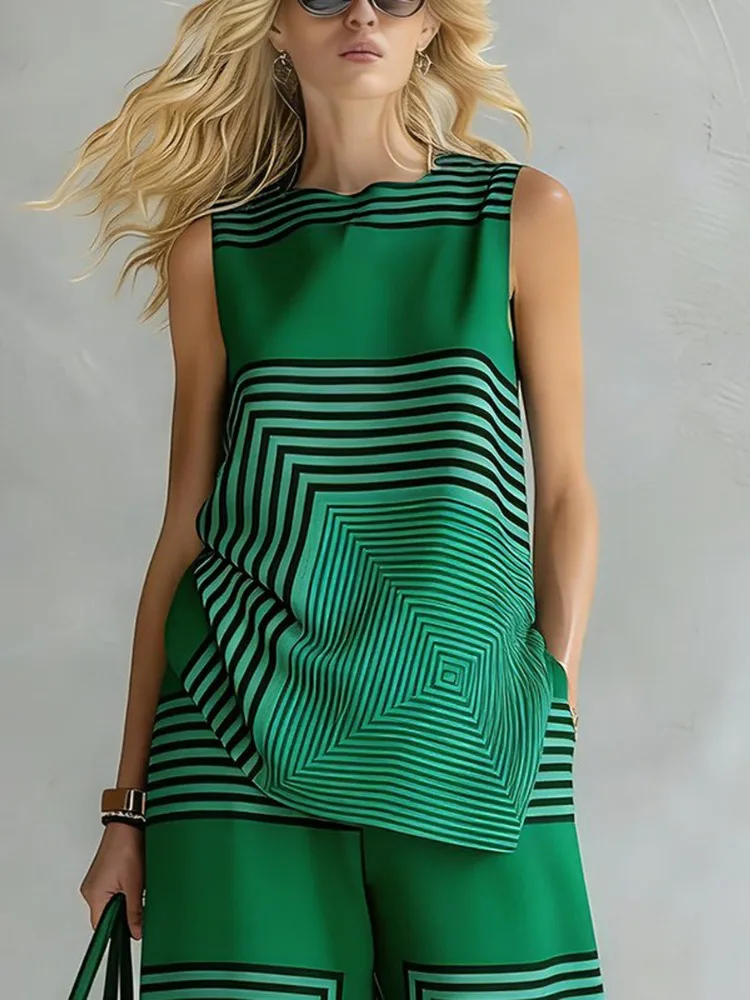 UOOZEE Office Ladies Commuter 2 Piece Set Geometric Striped O-Neck Sleeveless Tops & High Waisted Wide Leg Pants Matching Set view 4