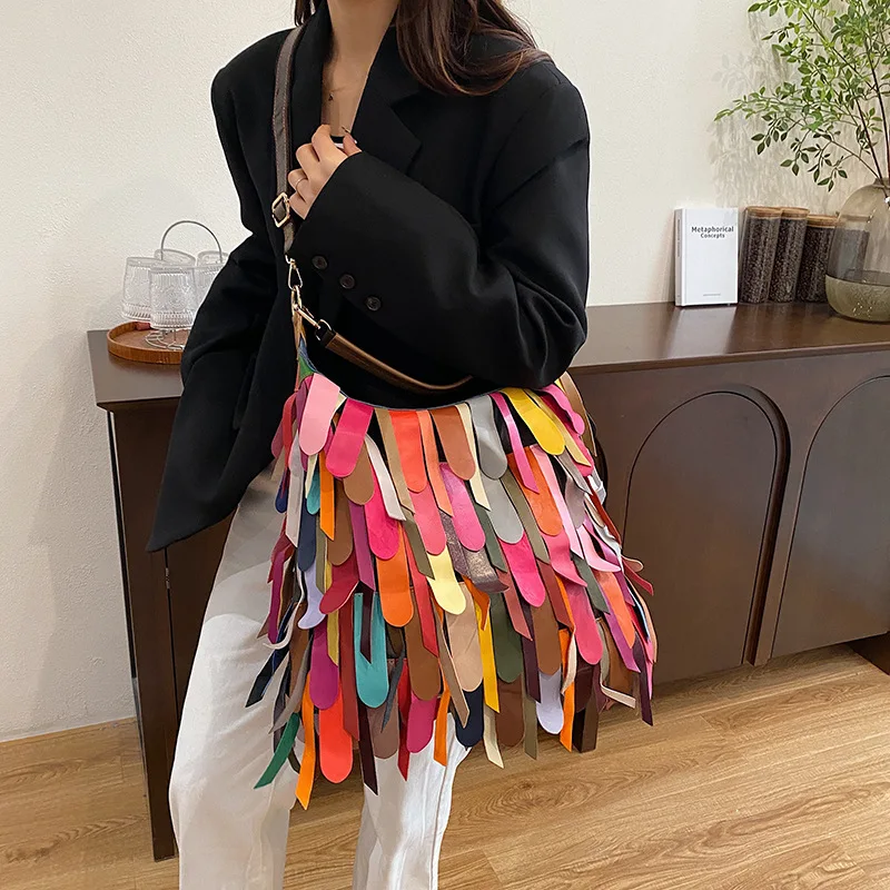 

2025 Fringe Shoulder Bag for Women Niche Designer Underarm Purse Spacious Adjustable Crossbody Strap Bohemian Work Commute Bag