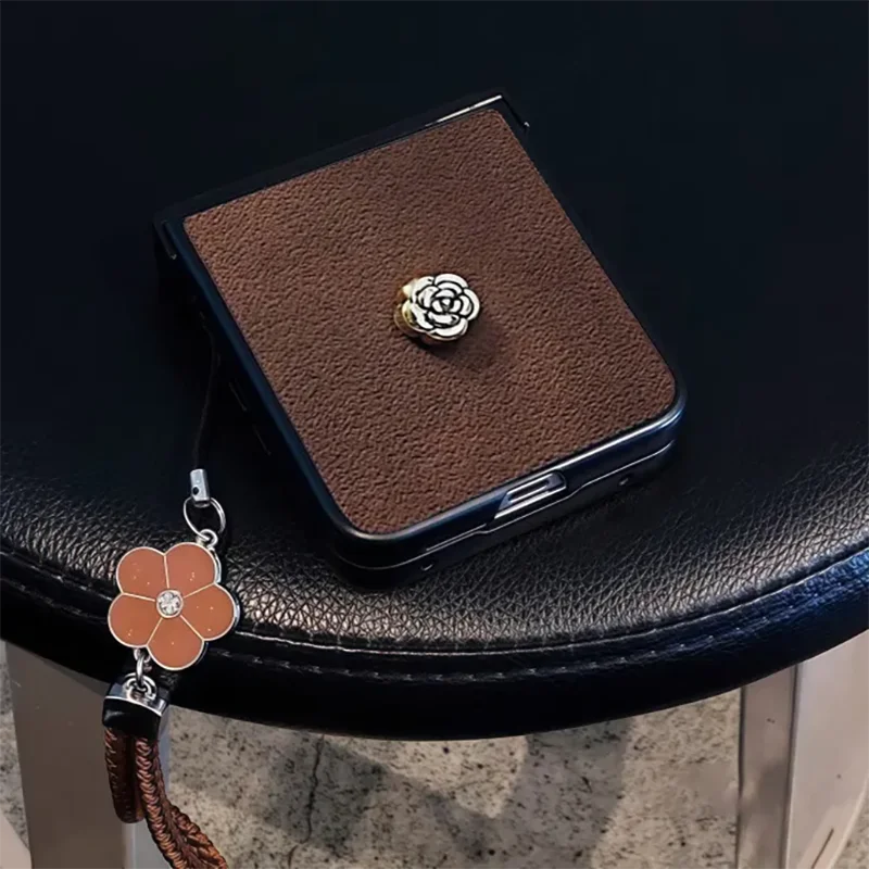 Vintage Brown Leather Phone Case For Samsung Z Flip7 Z Flip6 Z Flip5 Mixflip Honor MagicVFlip 2 Cover 3D Camellia Flower Lanyard