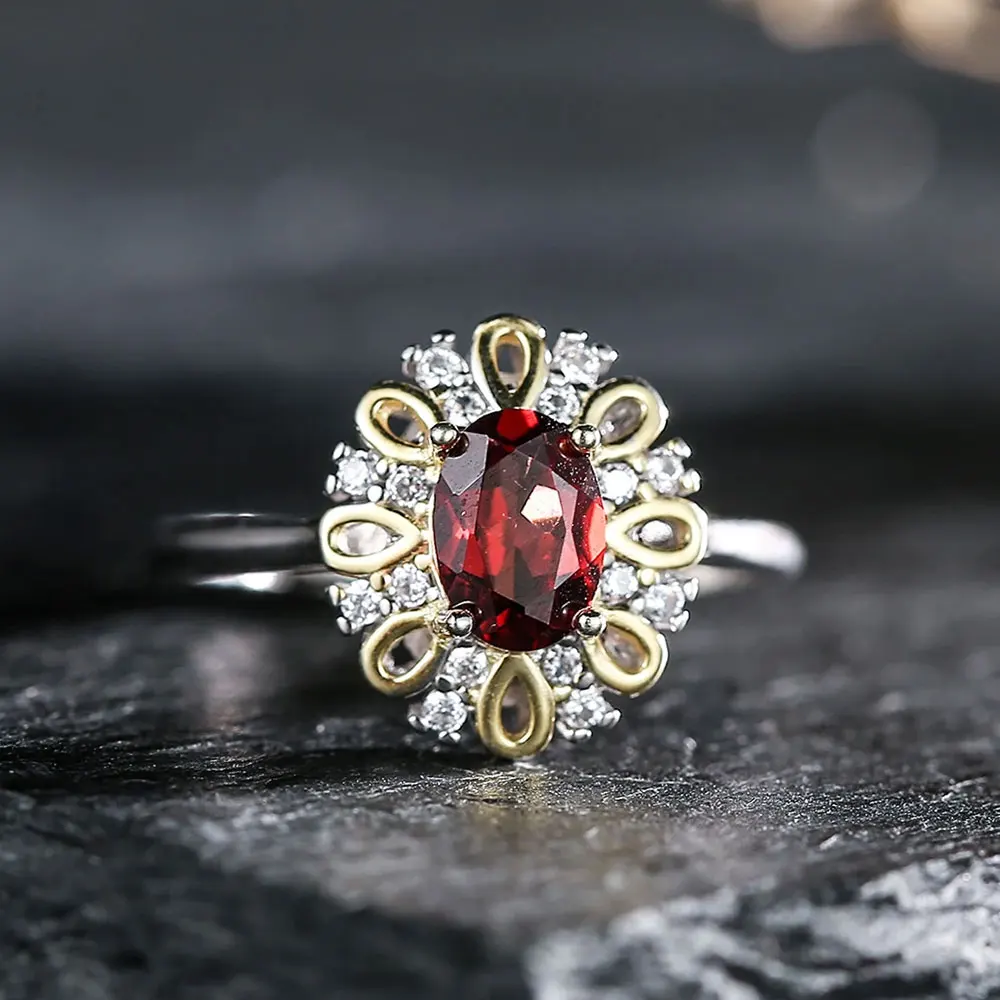 S925 pure silver natural garnet crystal ring, elegant and exquisite two tone petal design, women's wedding jewelry birthday gift