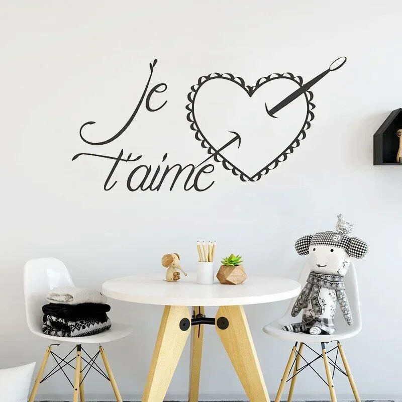 Vinilo Decorativo para Pared, Diseño de Corazón 'Je T'aime', Adhesivo para Pared de Boda, Decoración para el Hogar, Dormitorio, Cabecera, Habitación Infantil, Mural Artístico Removible CY307