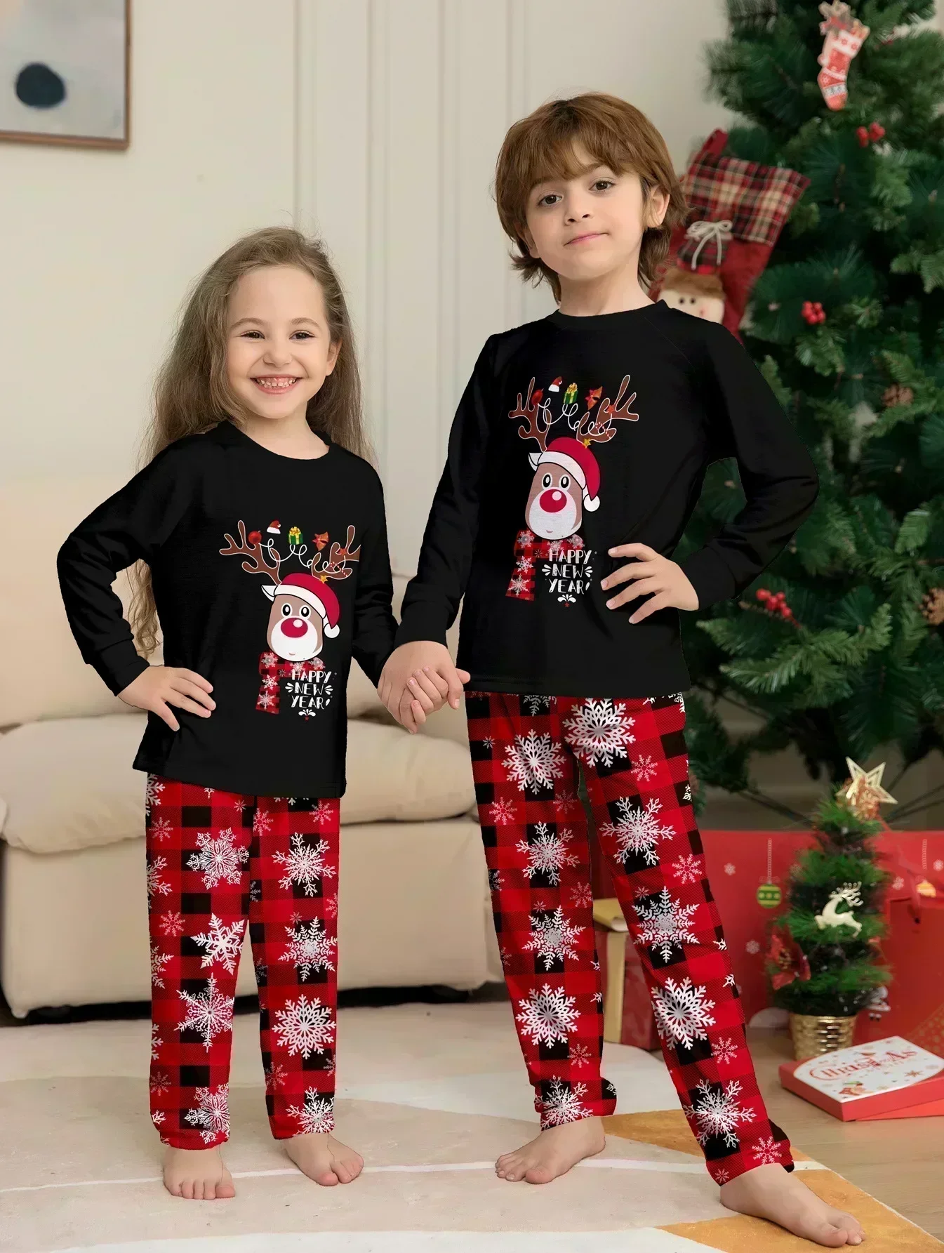 New Year's Costumes 2024 Cartoon Elk Print Christmas Parent-child Matching Pajamas Set Boys Girls Sleepwear Xmas Family Look Pjs