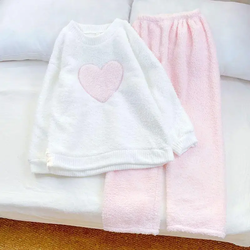 

Новый модный комплект пижам из кораллового флиса для женщин: теплый, с круглым вырезом, для весны и зимы, домашняя одежда, милый дизайн, трендовый, с толстой флисовой подкладкой, уютный.