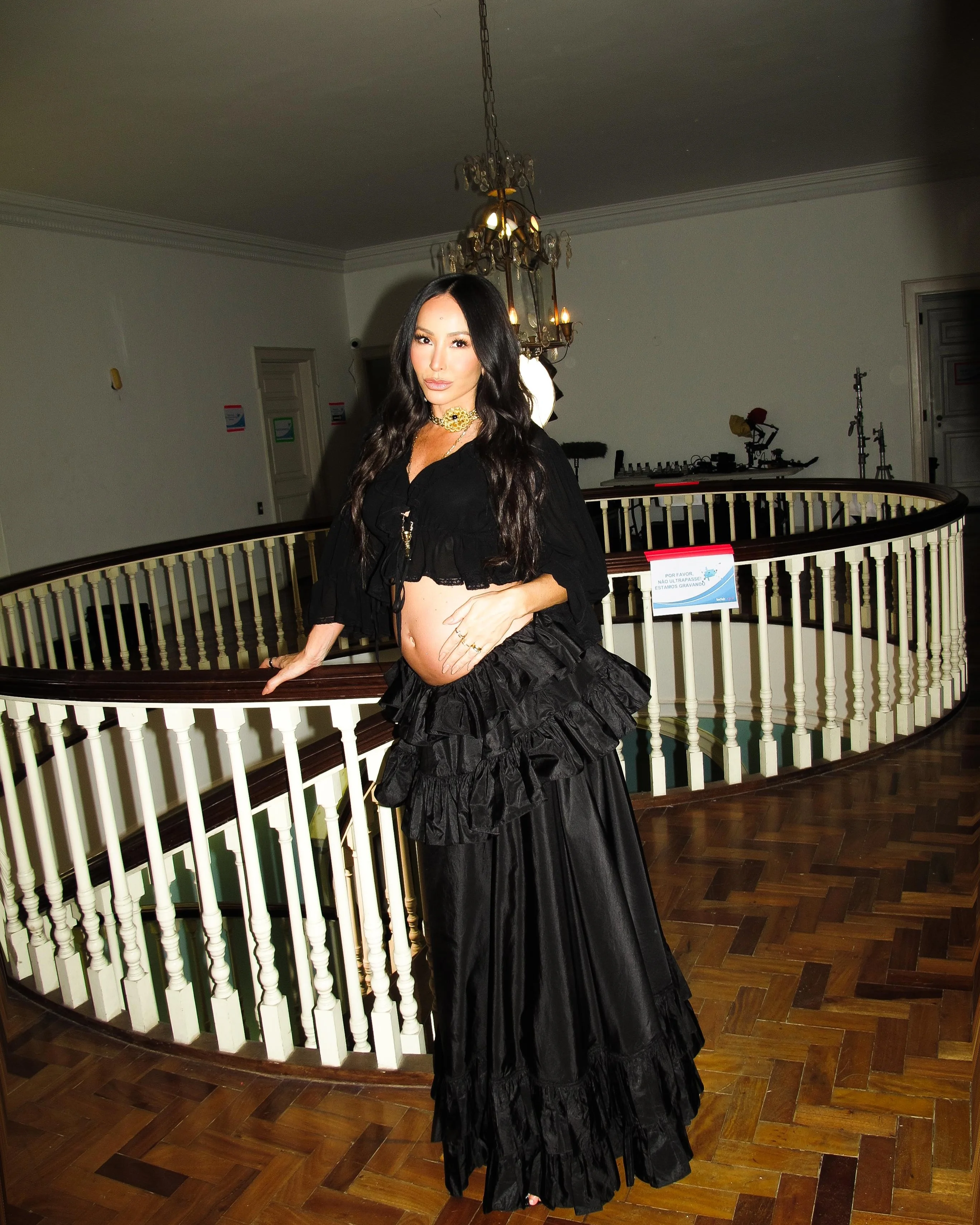 Women Maternity Skirt Black Maxi Tiered Ruffled Long Skirt for Pregnancy, Pregnant Outfit Baby Shower Floor Length Bump Skirt