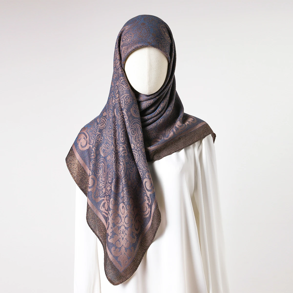 Nuova sciarpa quadrata della Malesia Tudung Bawal Fiore Stampa di moda Foulard Hijab Avvolge Sciarpa quadrata musulmana morbida in voile di cotone premium