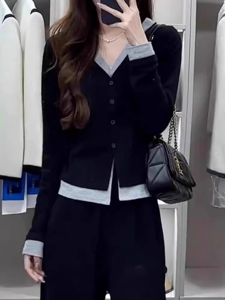 

French Women Black Patchwork V-neck Long Sleeve Sweater Autumn Winter Retro Single Breasted Slim Cardigan Knit Short Tops Trendy