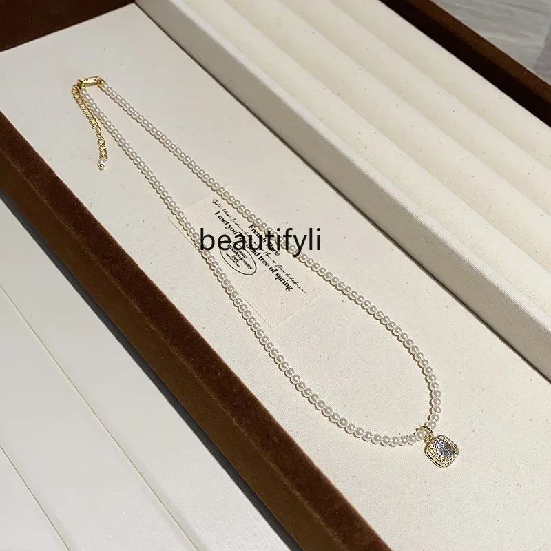 

Rhinestone Pendant Pearl Necklace Women's Accessories Premium Clavicle Chain Light Luxury