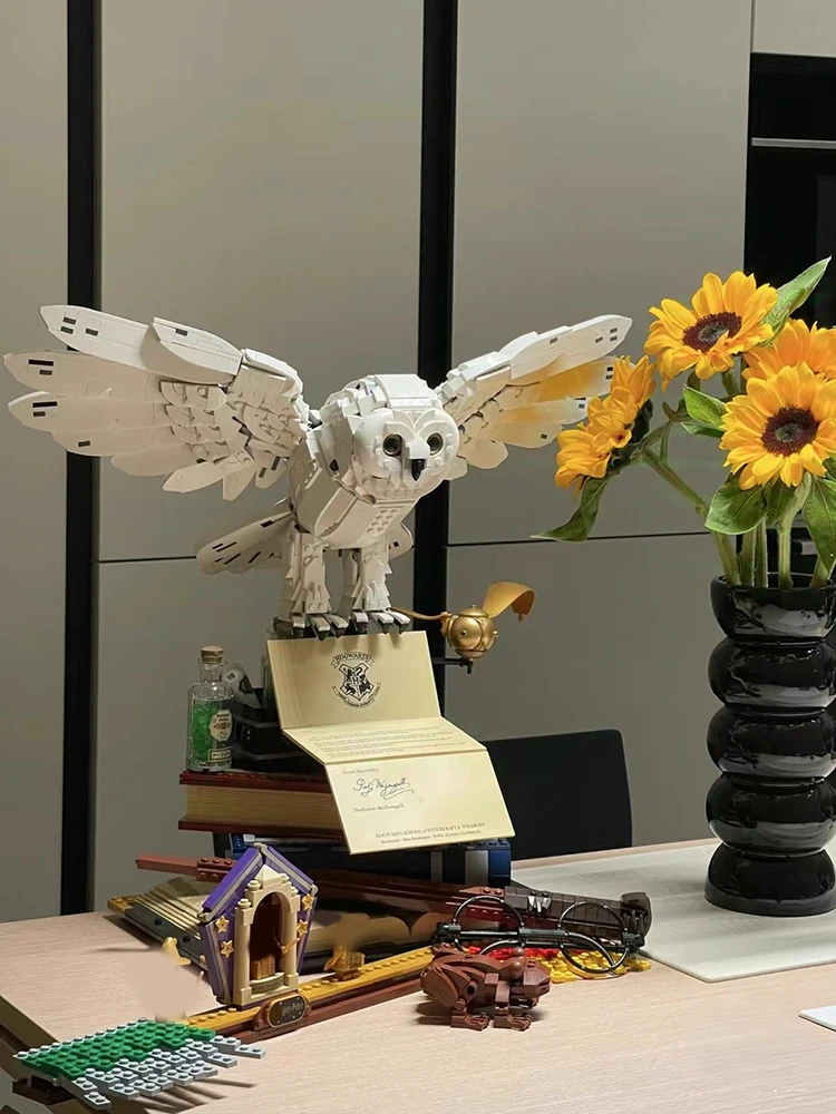 

Building block toys; Owl model; Assembling model; Hogwarts; Hedwig; Assembling toys; Puzzle toys; 3010 psc