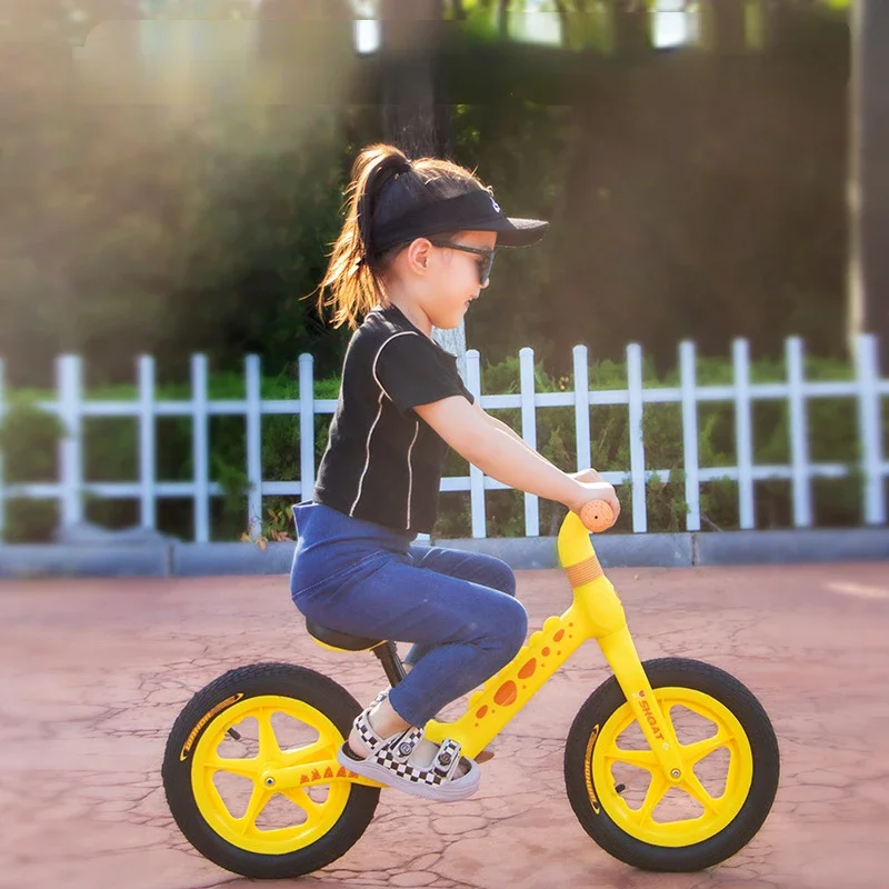 

New Children's Pedalless Balance Bike 2-3-6 Years Old Male and Female Baby Nylon Scooter Exercise Balance Two-wheeled Yo Car