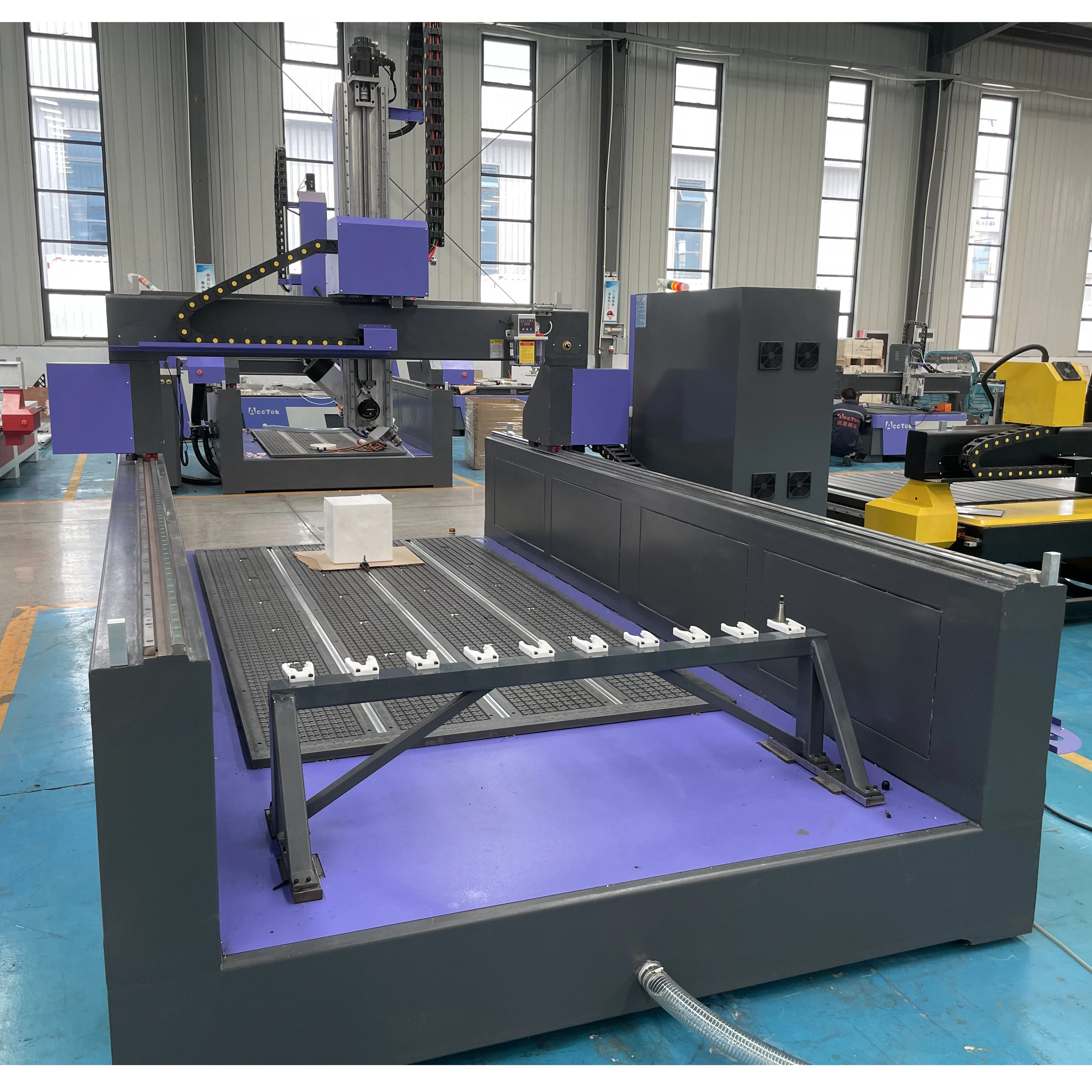 Rotary Spindle Control System 4 Axis ATC CNC Router for Furniture Metal Engraving Milling Machine with 9.0kw spindle 1530 2030