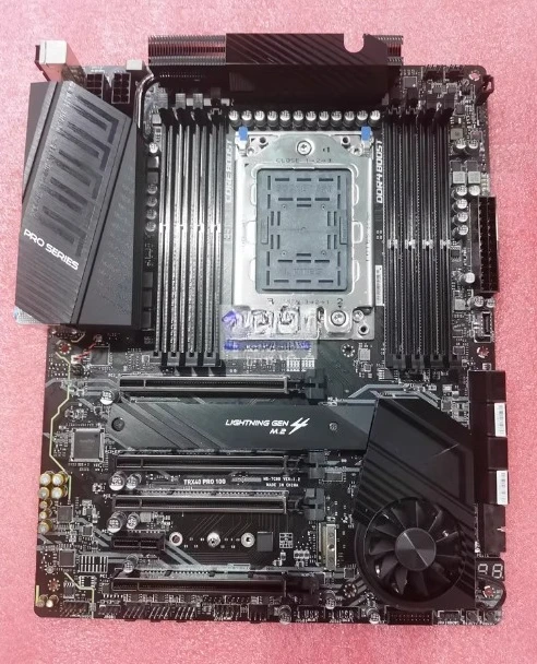 اللوحة الأم TRX40 PRO 10G المملوكة مسبقًا، وحدة المعالجة المركزية Ruilong 3960X تقديم التعلم العميق