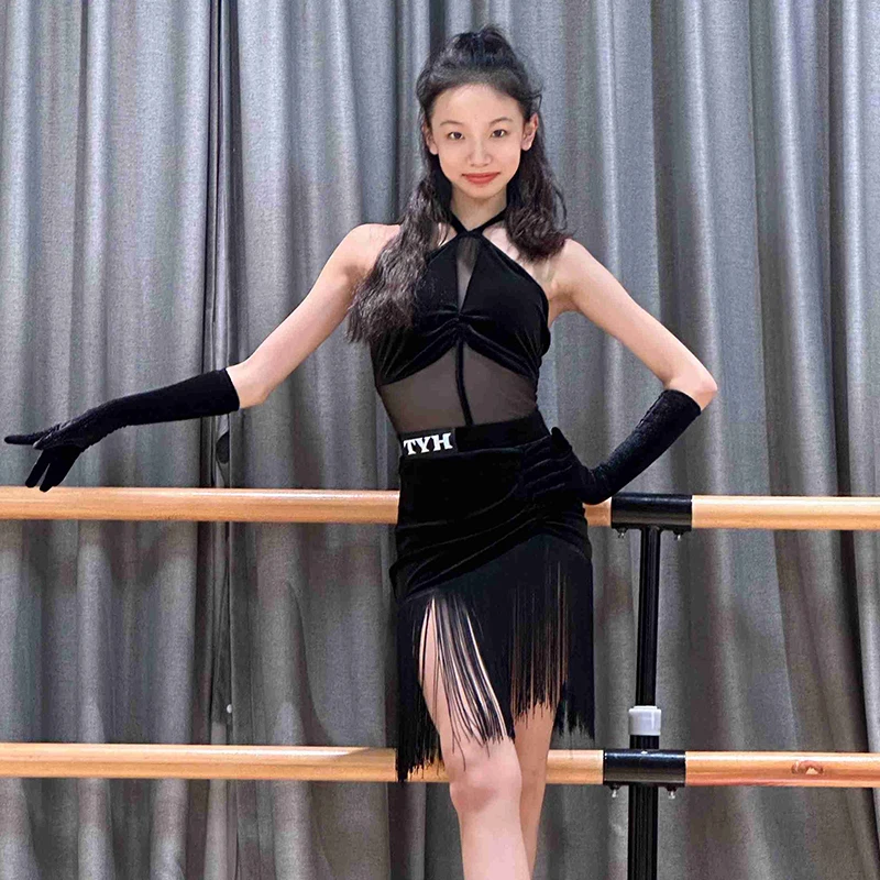 Latin Dans Pak Vrouwen Zwart Halter Backless Bodysuit Fringe Fluwelen Rok Volwassen Prestaties Dansen Jurk Oefenkleding VDL679