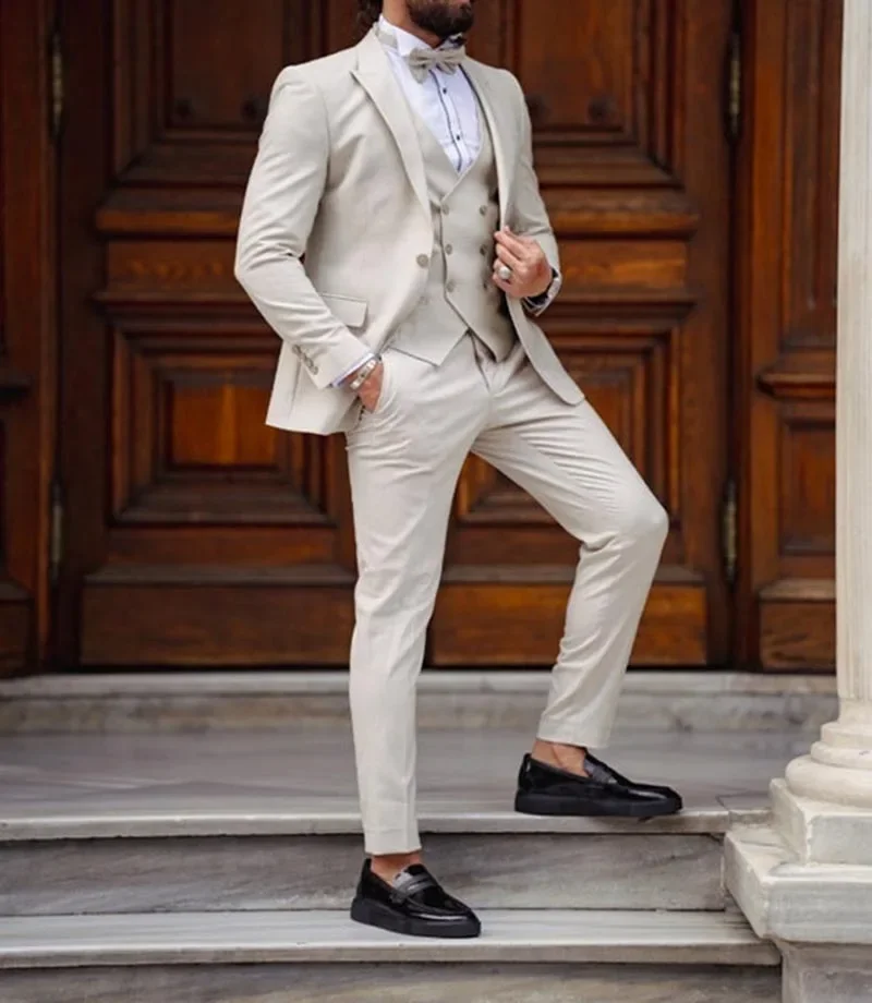 

Beige men's Suit 3 piece Wedding tailored elegant wedding blazer vest pants formal wear