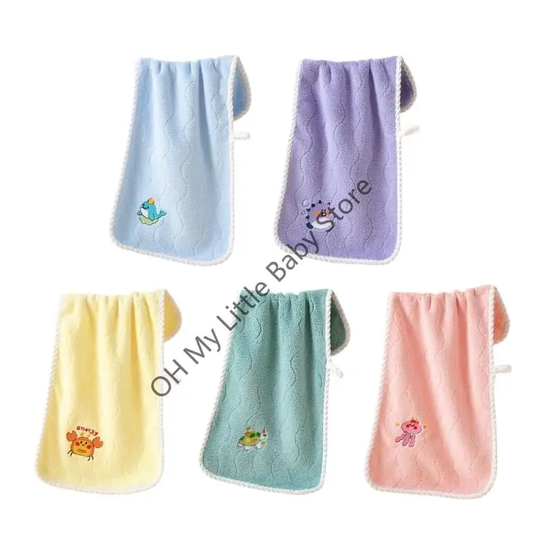 

M76C Удобное детское полотенце для лица из кораллового флиса с игривым животным принтом и вышивкой, мягкая детская мочалка на