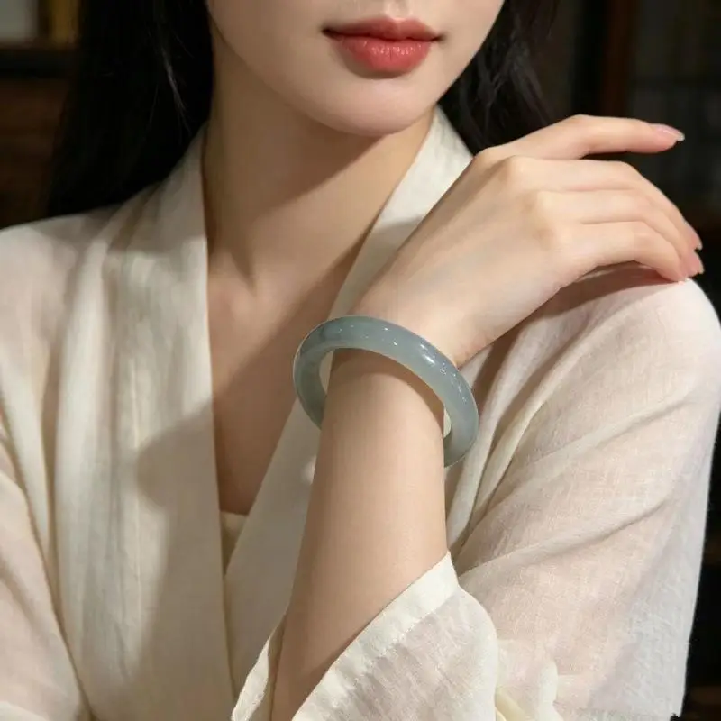 Chinese Style White Green Jade Bangle Bracelet Hand-Carved Fashion Charm Jewelry for Valentine's Day Gift for Wife