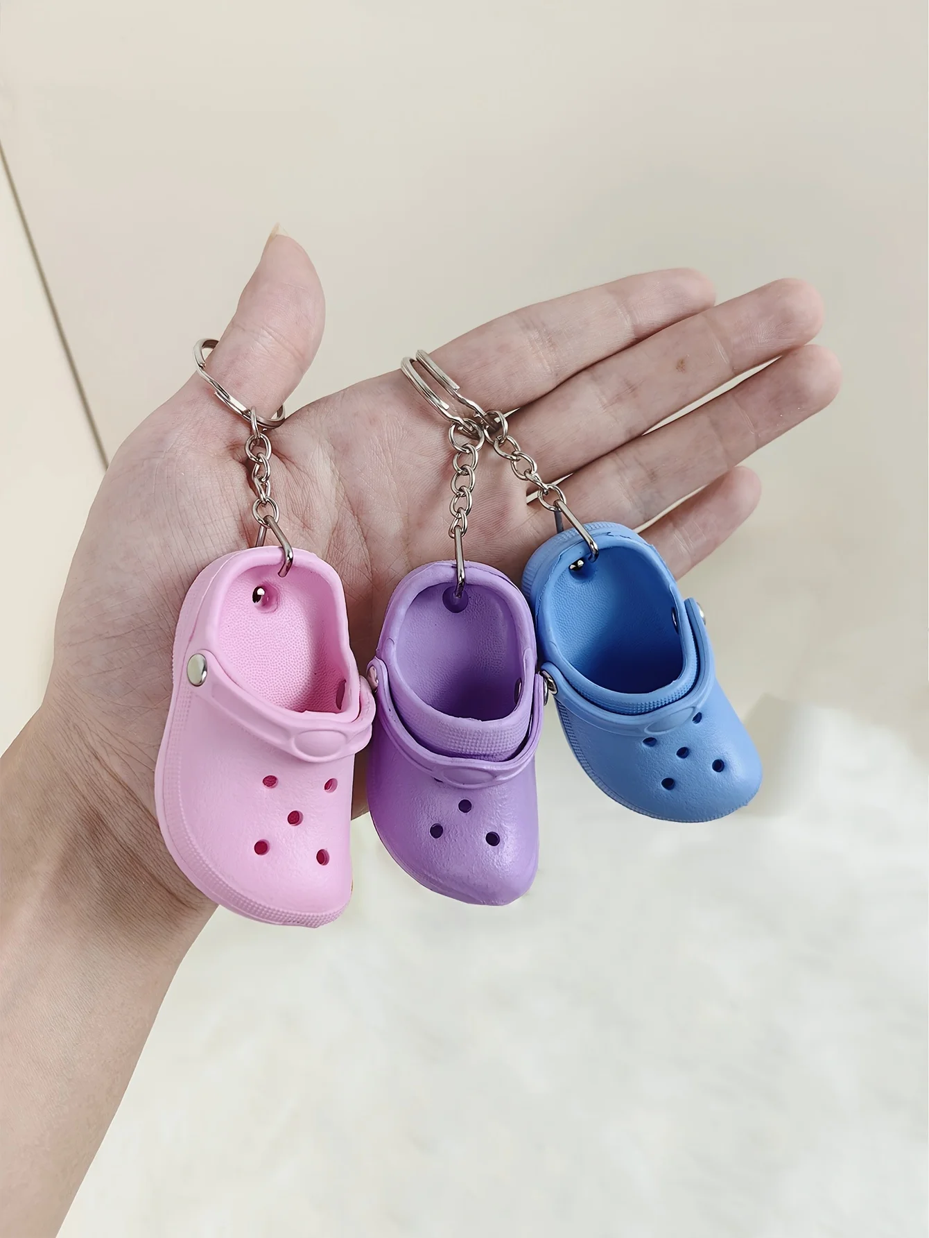 

Cute Shoe Keychains Bulk for Women Men Kids Party Favors, Mini Key Chains for Car Handbag Backpack Birthday Gifts