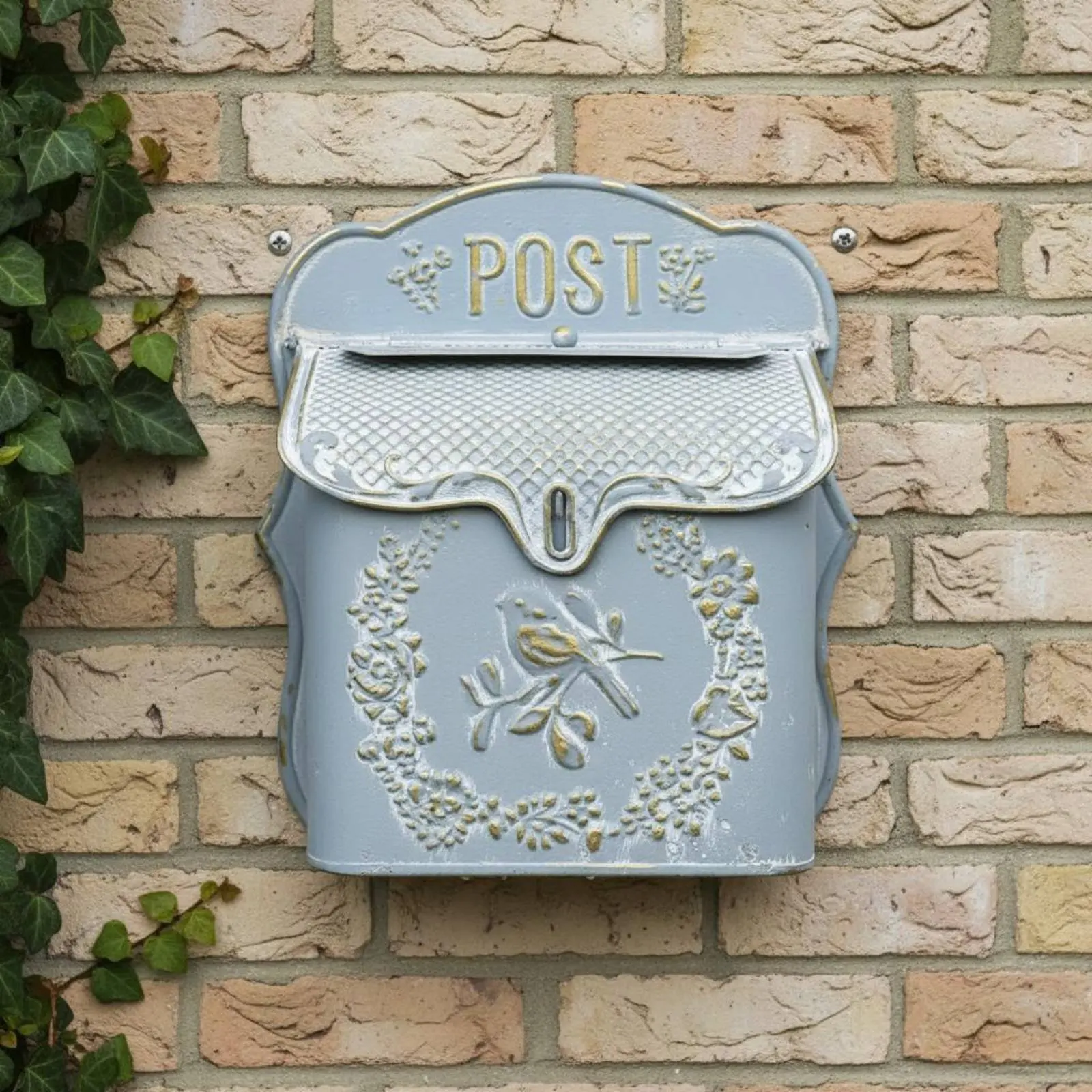 

Vintage Wall-Mounted Mailbox Distressed Finish Shabby Chic Avian Pattern Letterbox Shabby Chic Letterbox Rainproof