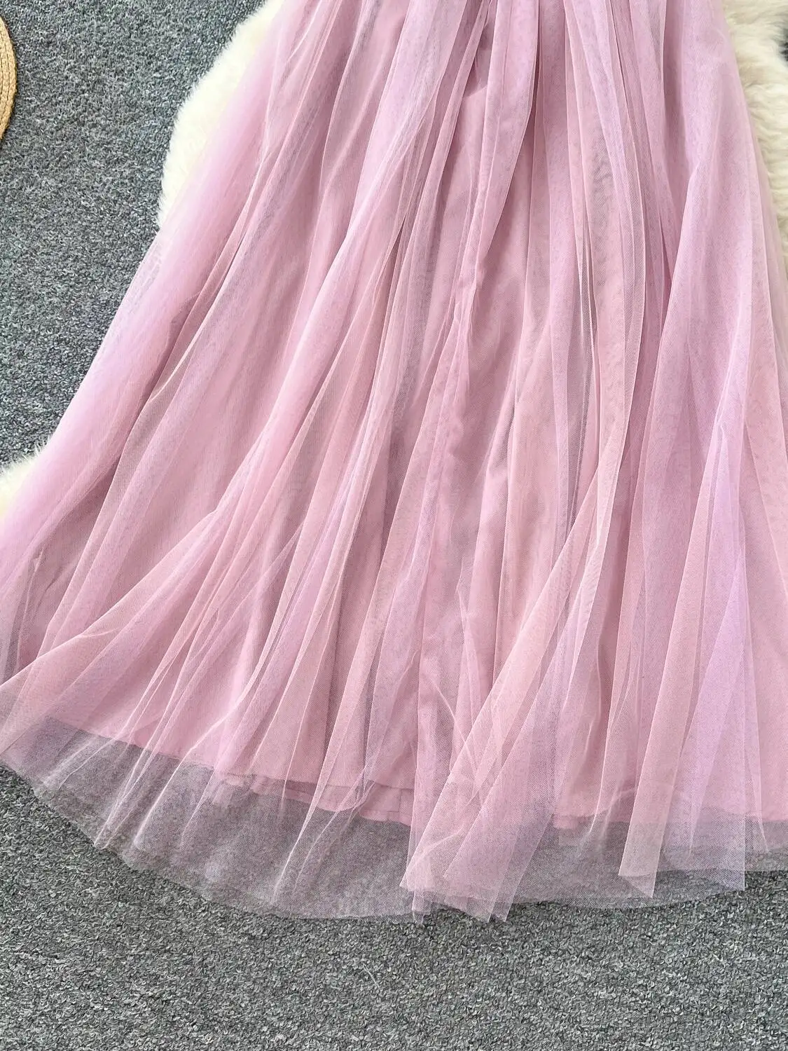 Letnia Sukienka Bez Rękawów z Dekoltem typu Halter, Różowa, Letnia Sukienka z Siateczką o Wysokiej Talii, Długa Sukienka Damska Bez Pleców, Wyszczuplająca Sukienka w Kształcie Litery A, Długa Sukienka Boho