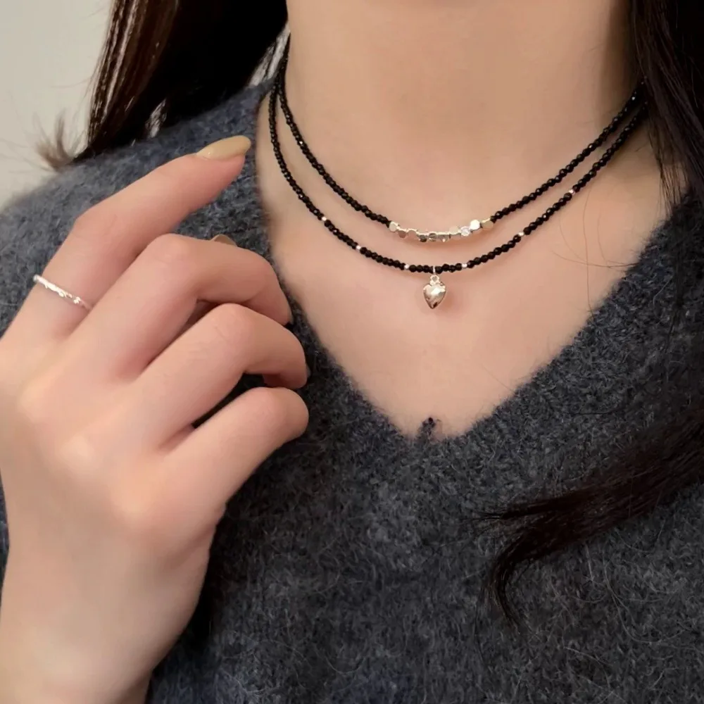 Personality Charm Fashion Black Stone Beaded Heart Pendant Necklace for Women Retro Geometric Block Collar Jewelry Accessories