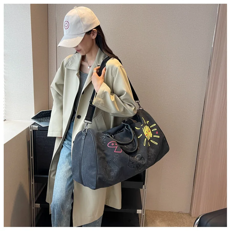 Sac de voyage imprimé 2025, sac de week-end de grande capacité pour femmes et hommes, sac à main décontracté, fourre-tout à bandoulière