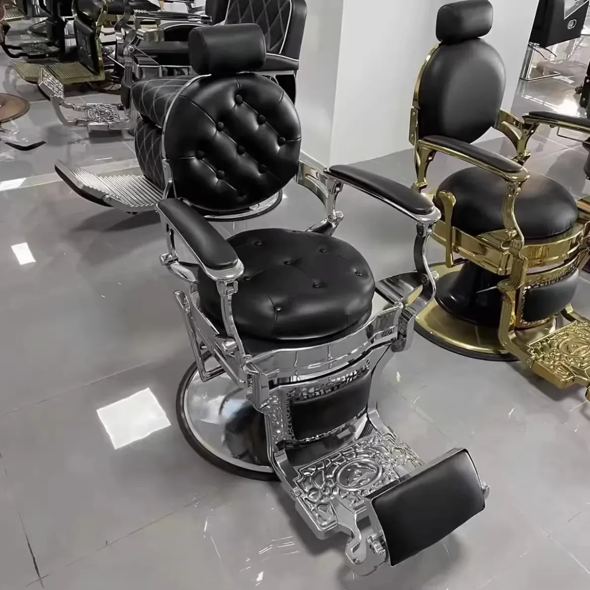 Friseurstuhl, spezieller Ölkopfstuhl für den Friseursalon, kann Haare heben und senken und rasieren, Retro-Friseursalonhocker