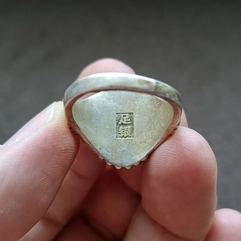 Vintage Collected Patinated Old Silver Ring, Dzi Bead Inlaid Adjustable Open Band Unisex Retro Ethnic Finger Jewelry