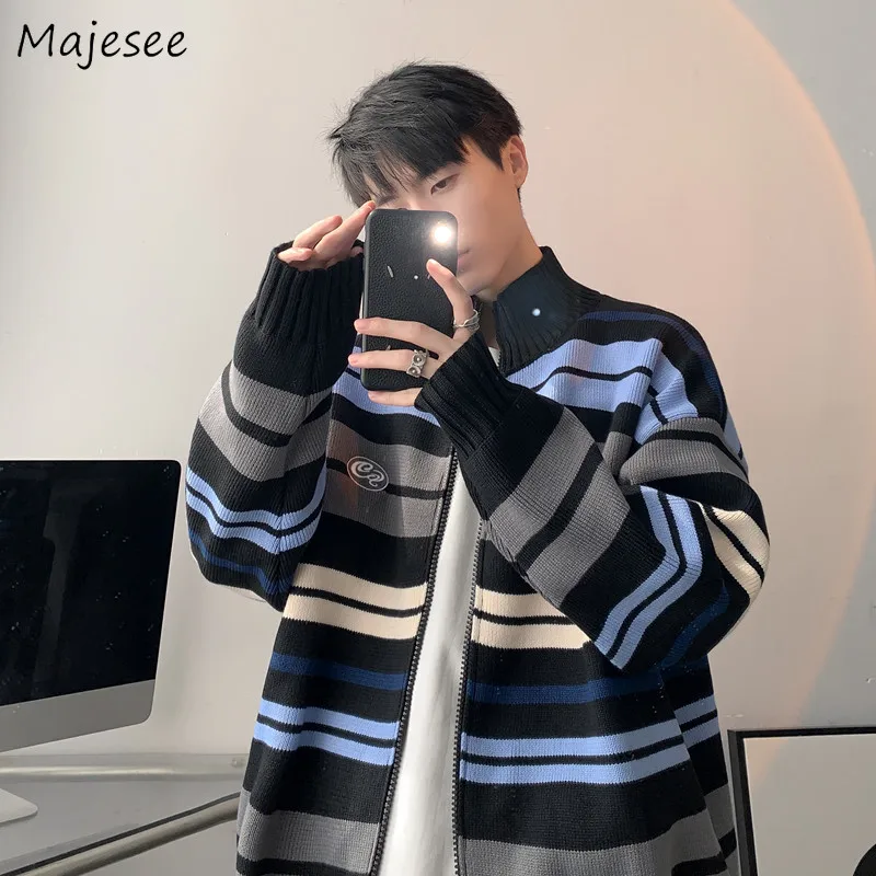 

Striped Sweater Cardigans for Men Japanese Style Fashion Ins Unisex Casacas Chaqueta Knitwear Baggy Students Harajuku New