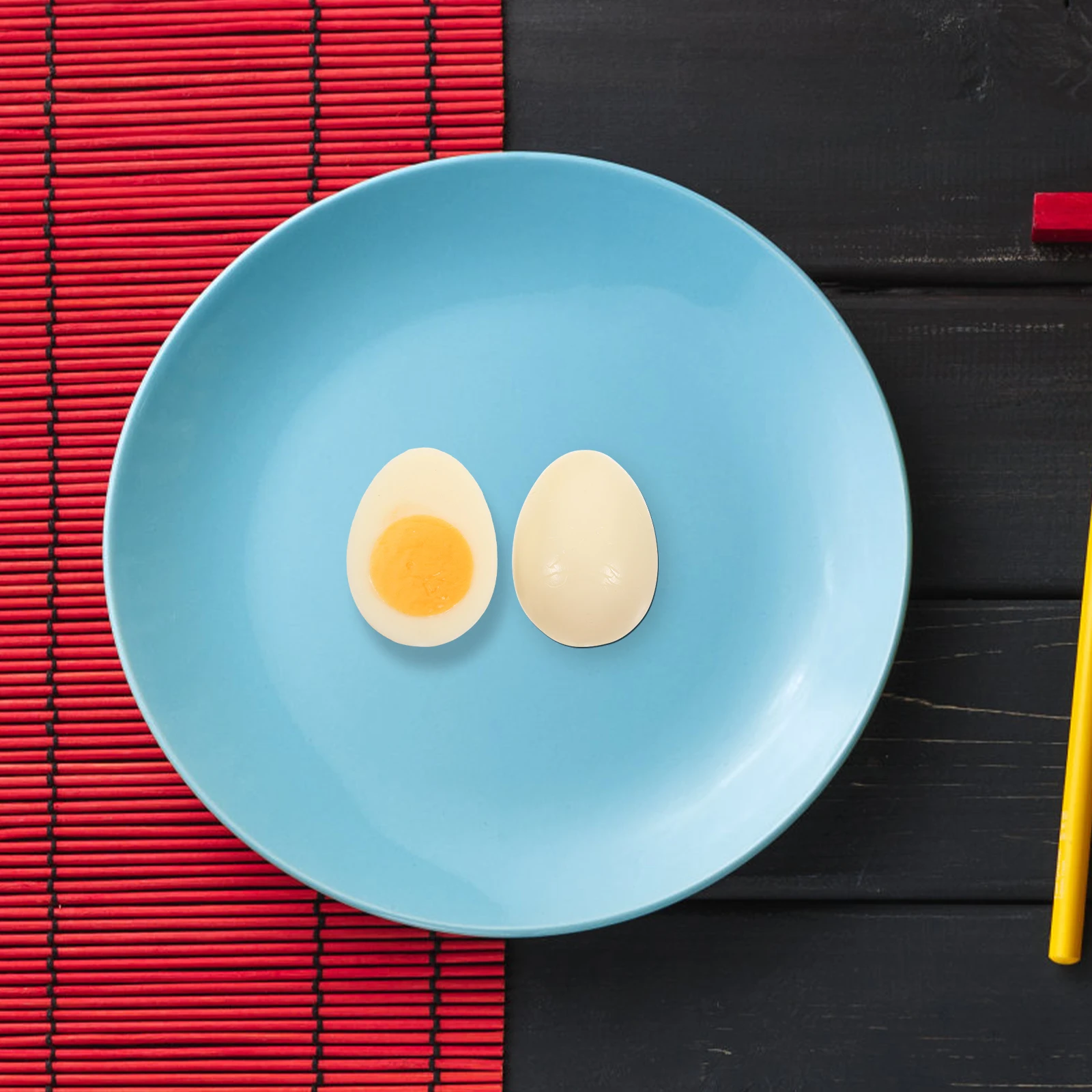 

4pcs Simulation Eggs PVC Material Artificial Boiled Props Kitchen Decor Teaching Tools Photography Fake Food Models Display