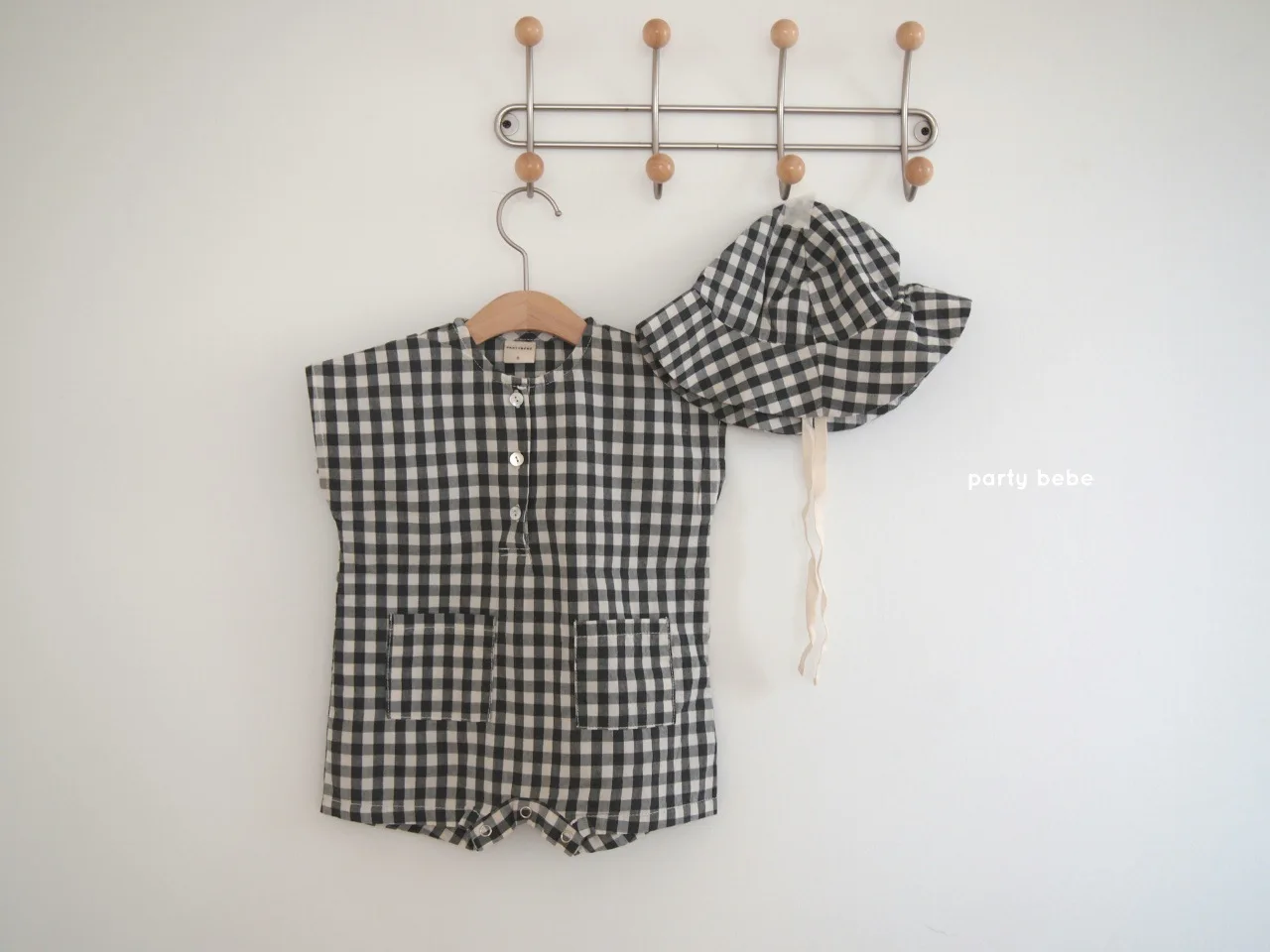 2024 Summer New Baby Sleeveless Plaid Romper + Hat Cotton Infant Boy Plaid Jumpsuit Fashion Baby Girl Casual Clothes