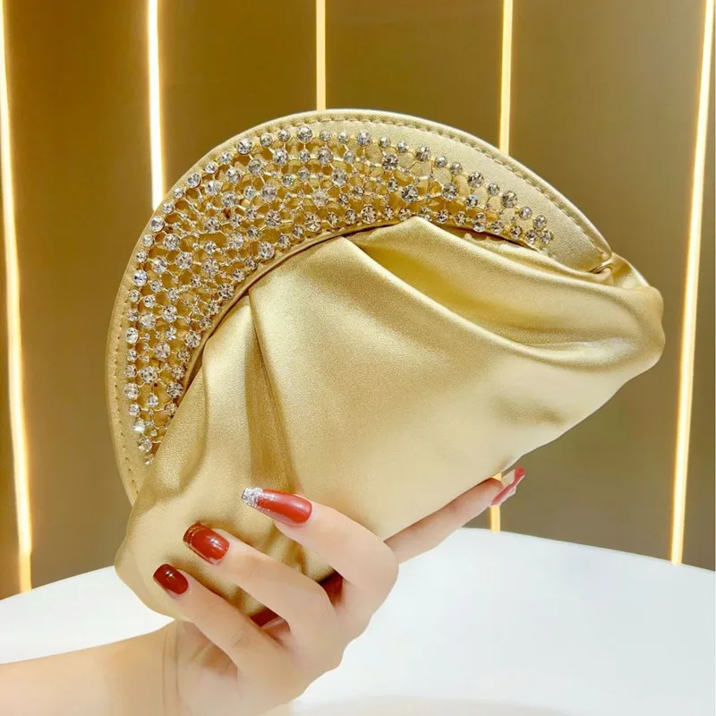 

2025 Luxurious High-end Party Women Cloud Clutch Bag Female Chic Wedding Handbags And Purse Fashion Chain Crossbody Shoulder Bag