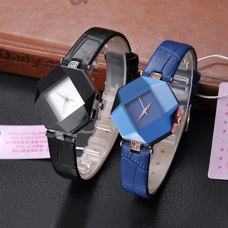 

Casual Ladies Quartz Watch Leather Strap Dress Watches Fashion Jewelry Gift Rhinestones Geometry Creative Wristwatches