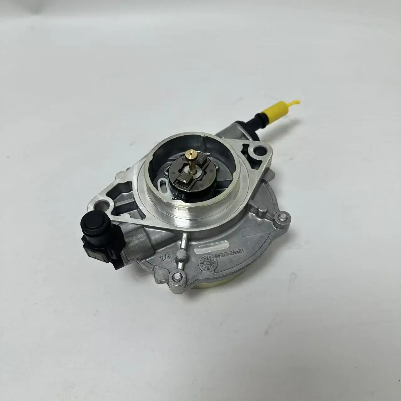 

Торчатокуумный насос Transit 2,2 TDCi 1899704 1751493 1870565 BK3Q2A451FC BK3Q2A451FB BK3Q2A451FA