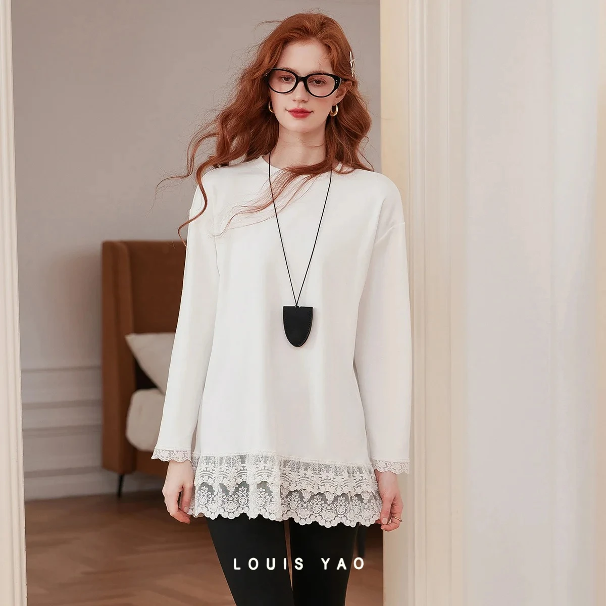 LOUIS YAO Women's T-Shirt 2025 Autumn/Winter Causal Round Neck Velvet Thickened Splicing Double Layer Lace Outer-Wearable Tees