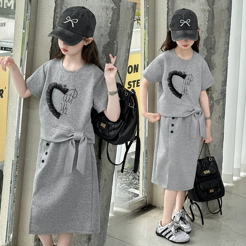 

High Fashion Kids Child Streetwear Outfit Summer Suit for Girl Irregular Clothing Set with Heart Top and Bottom Clothes Set