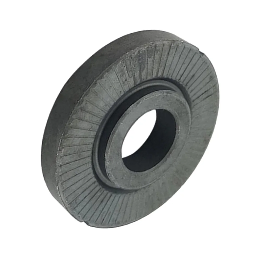 Flangia interna flangia di ricambio per riparazione smerigliatrice angolare Rondella metallica Design flangia flangia interna filettata per 9016B