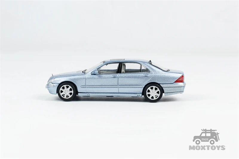 Tarmac Works 1:64 MB S-Class Horizon Blue Metallic Diecast Model Car