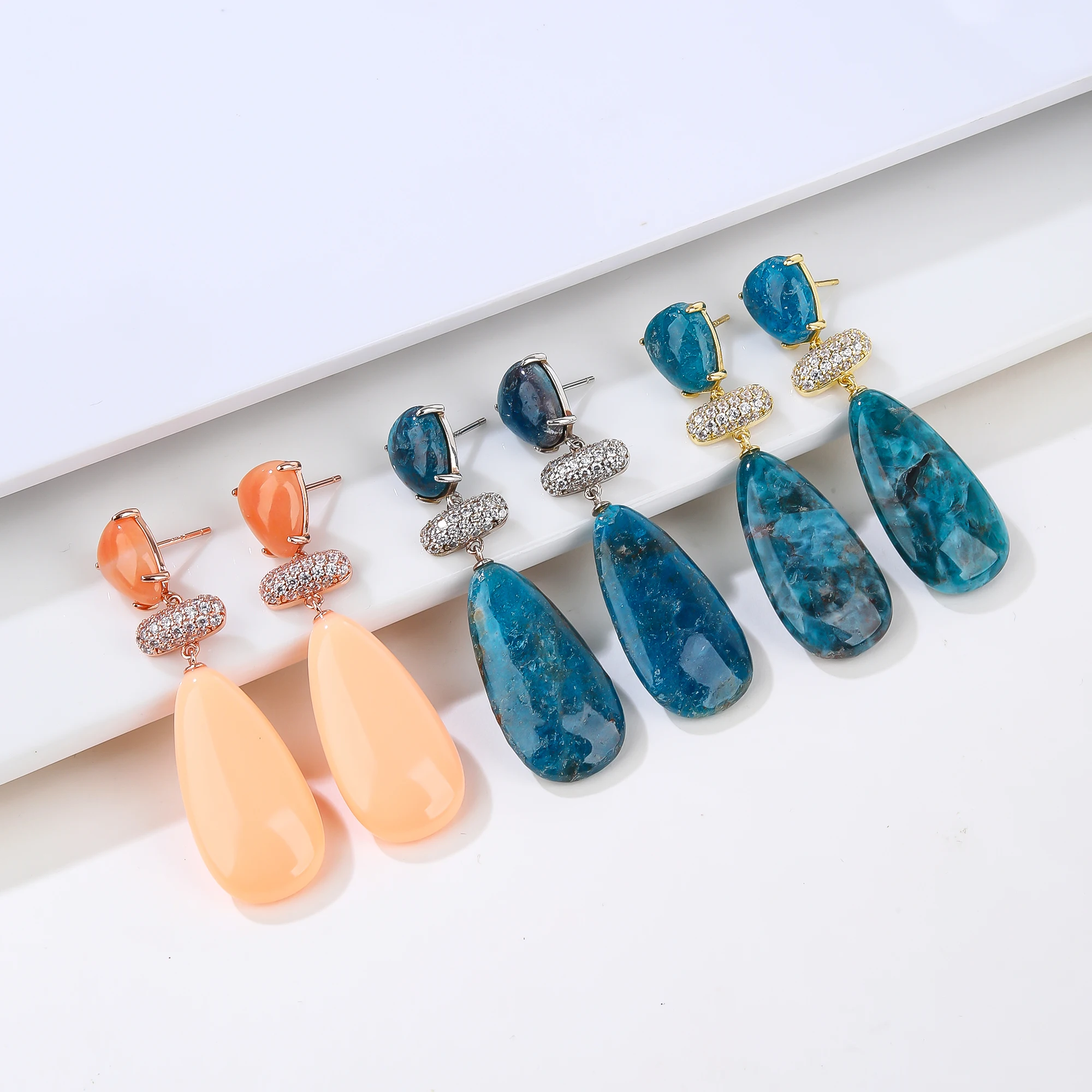 

Classic Style Natural Blue Apatite Gemstone Pendant Earrings with Zircon Inlay