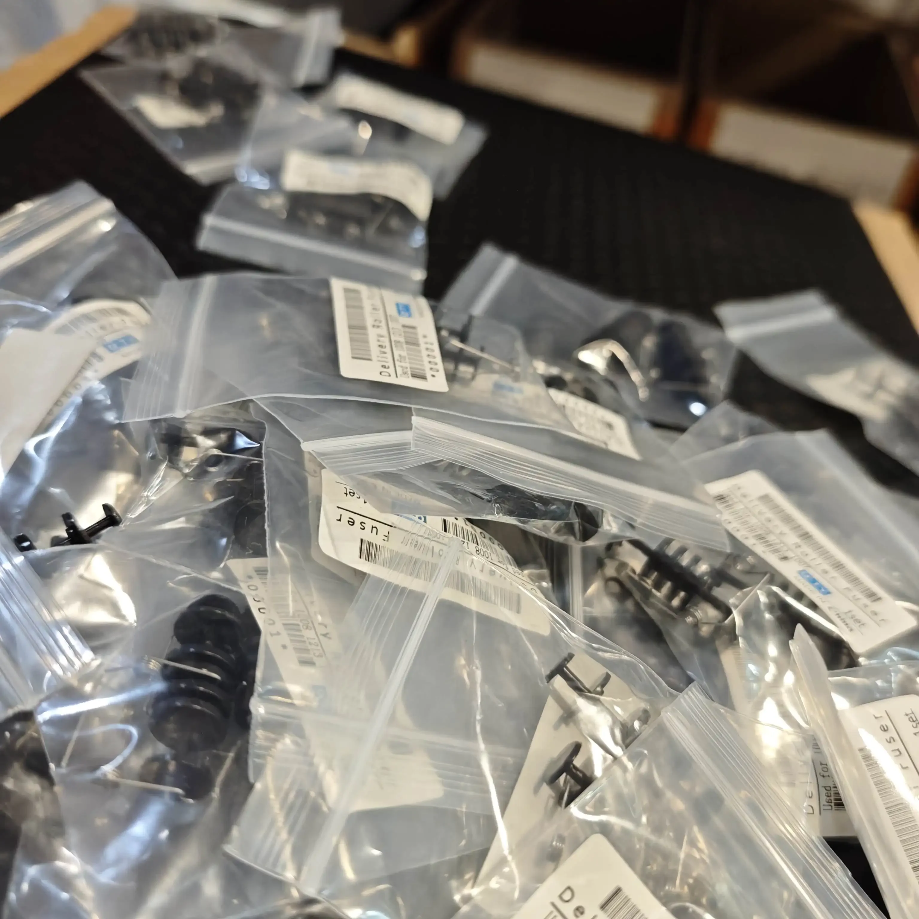 10X  for HP P1005 P1006 P1007 P1008 P1102 P1106 P1108 M1132 M1136 M1139 M1212 M1213  Fuser Fixing Paper Delivery Roller Spring