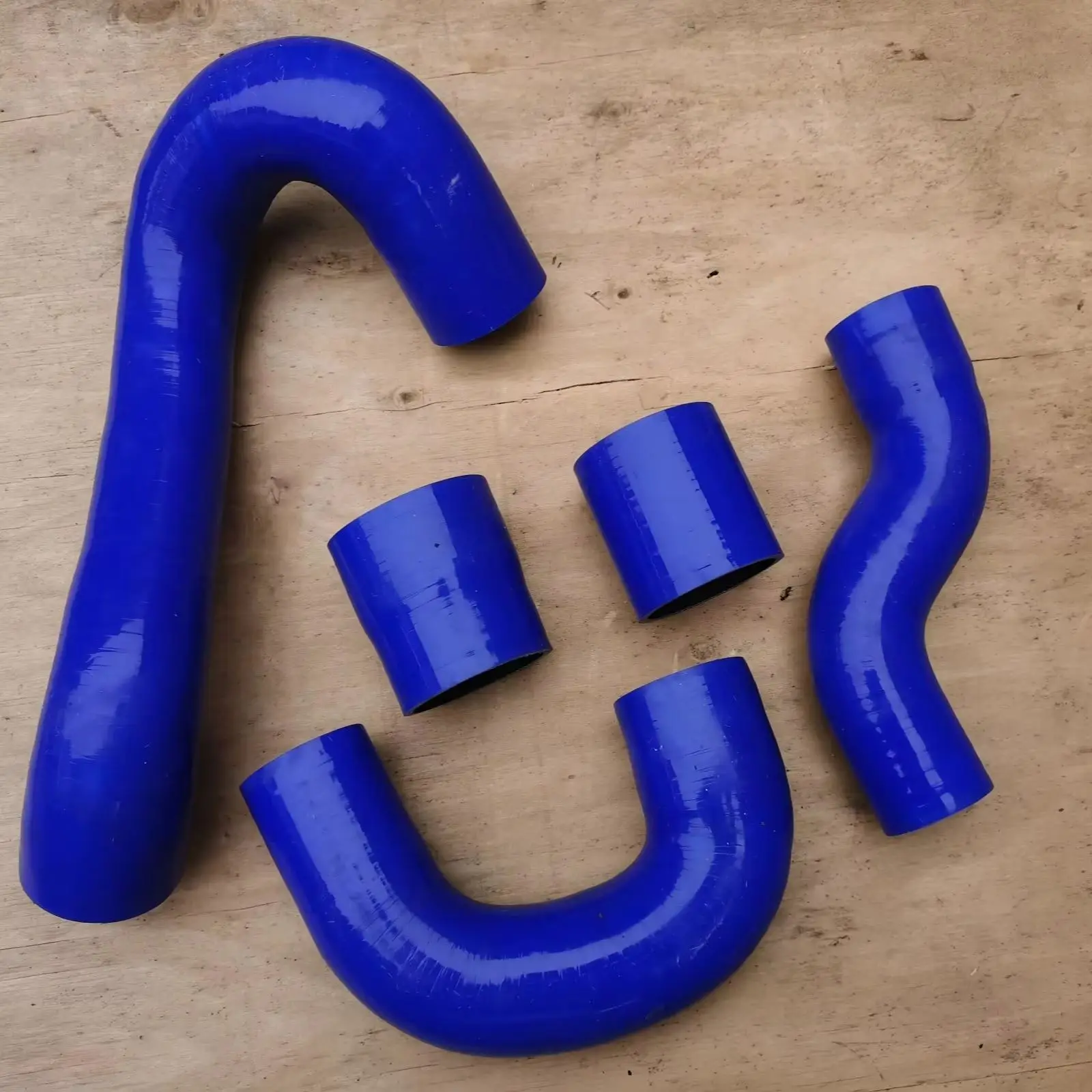 سيليكون المبرد توربو شاحن خرطوم الهواء لساب 93 9-3 9.3 2.8 توربو البنزين V6 12790723 12790720 50434 E 50433 F 50432 C