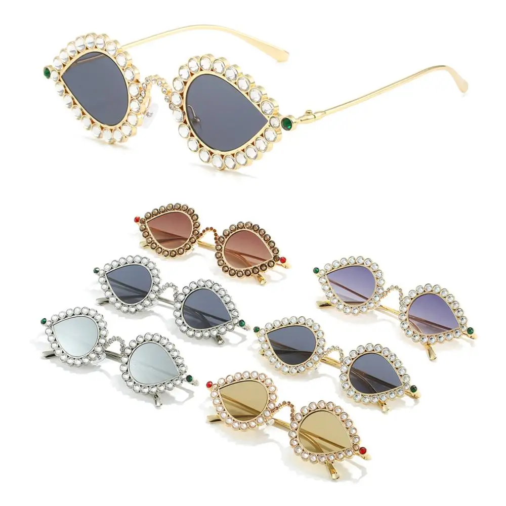 

Retro Cat Eye Rhinestone Sunglasses for Women Vintage Metal Frame Diamond Sun Glasses Bling Eyewear for Party