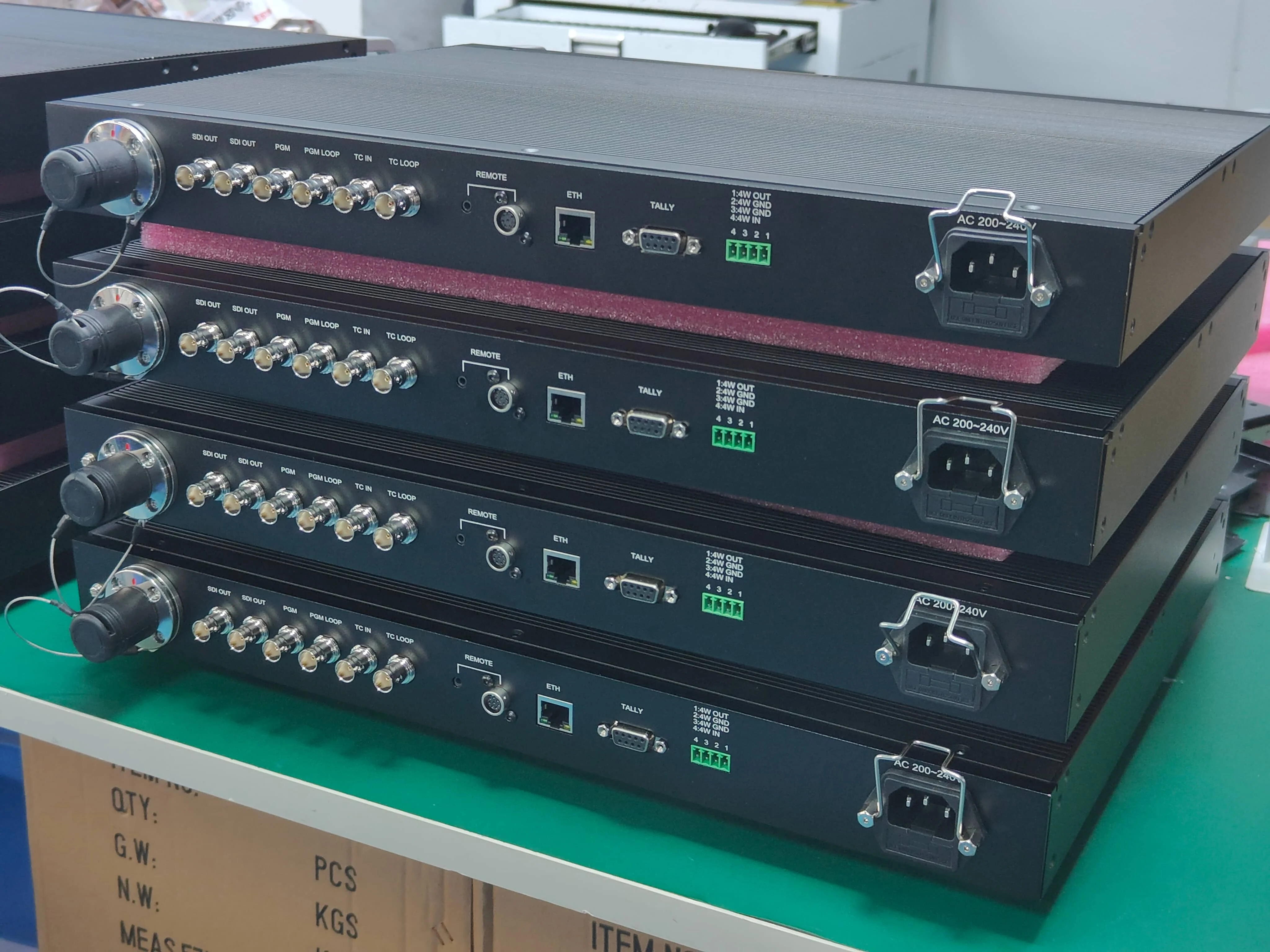 

4K Video & Ethernet Fiber Optic Transmission With Remote and Intercom for HDTV Broadcasting