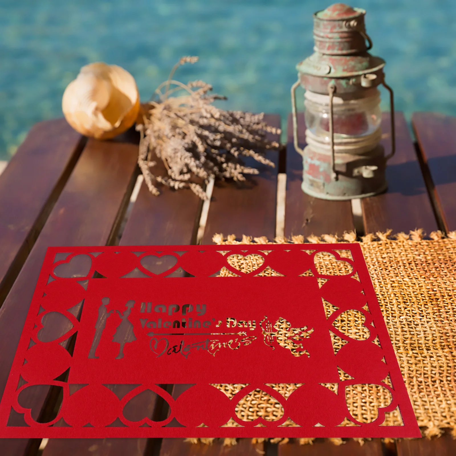 

4Pcs Decorative Valentine's Day Placemat Tabletop Coasters Felt Set Heat Resistant Dining Table Mats Stylish Home Decorative Mat