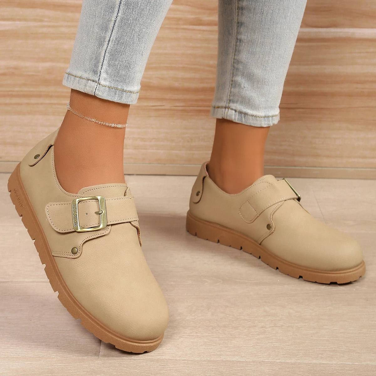 Women Sneakers 2024 New Platform Casual Round Toe Loafers Shoes for Women Shallow Mouth Slip-on All-Match Clogs Sneakers Women