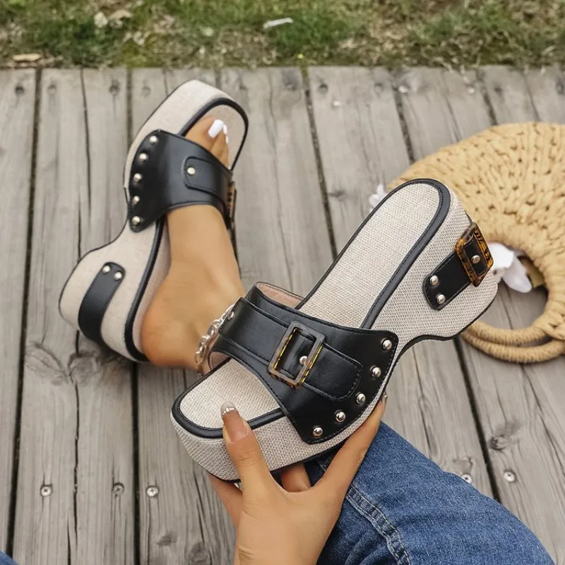 

Women Platform Sandals 2025 New Metal Buckle Casual Wedge Slippers British Style Rome Shoes Women Comfy Soft High Heels Sandals