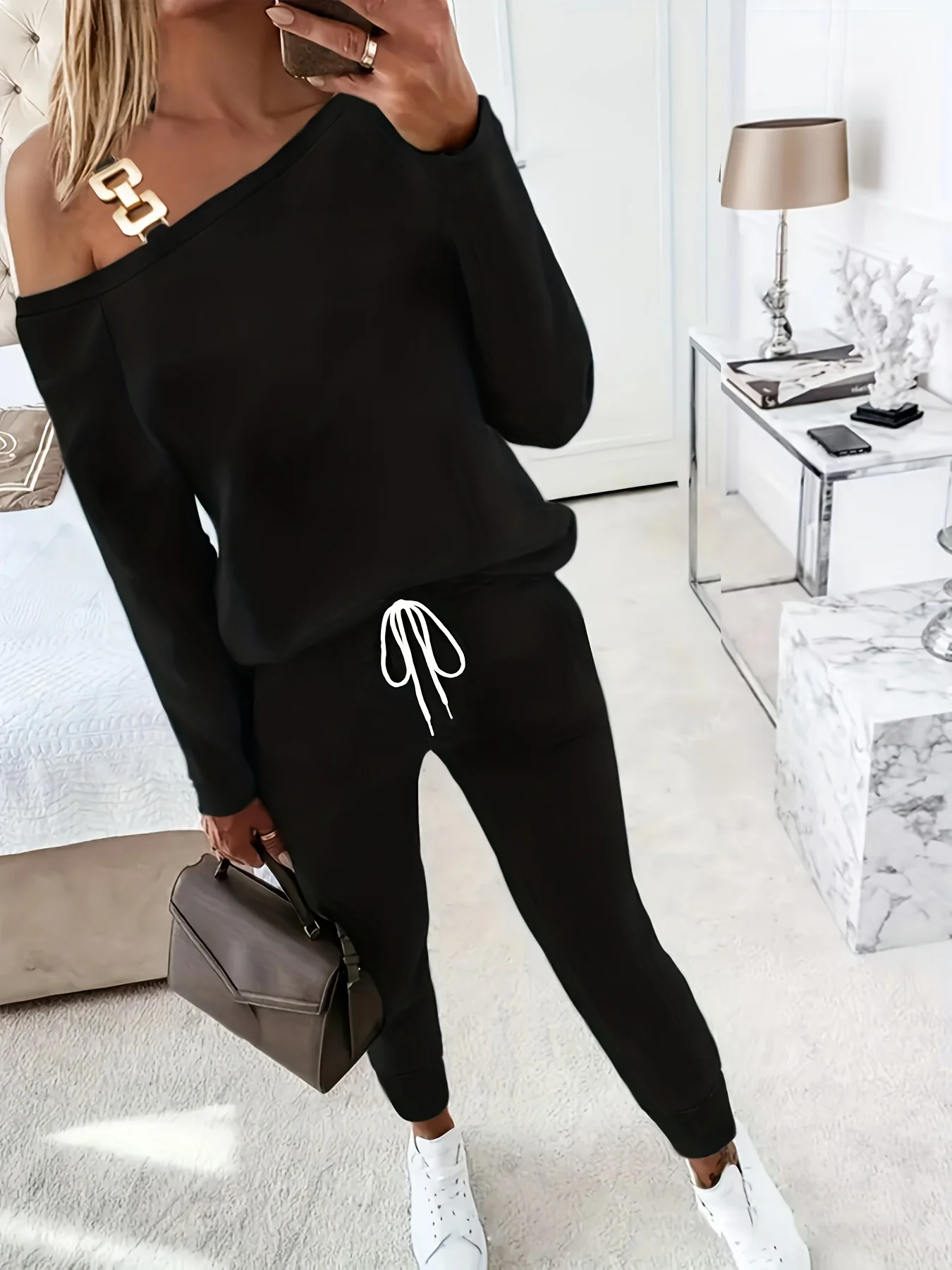 

Women's Casual Jumpsuit with Metal Ring Decoration, Waist-Cinching One-Shoulder Jumpsuit