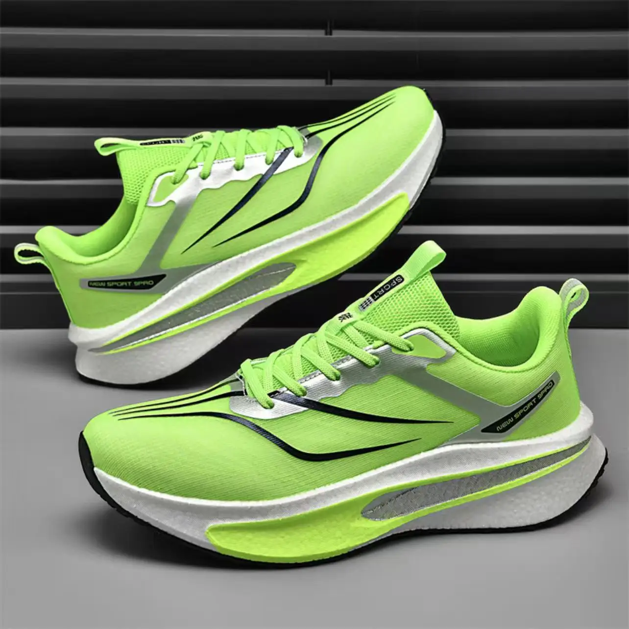 

Sports Running Shoes Carbon Plate Soft Bottom Athletic Trainer for Parents And Kids Competition Training Parent-child sneakers